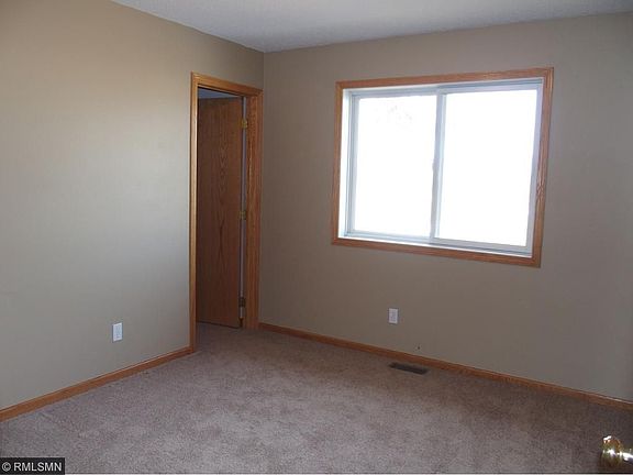 5th image of 37870 Gerald Ave