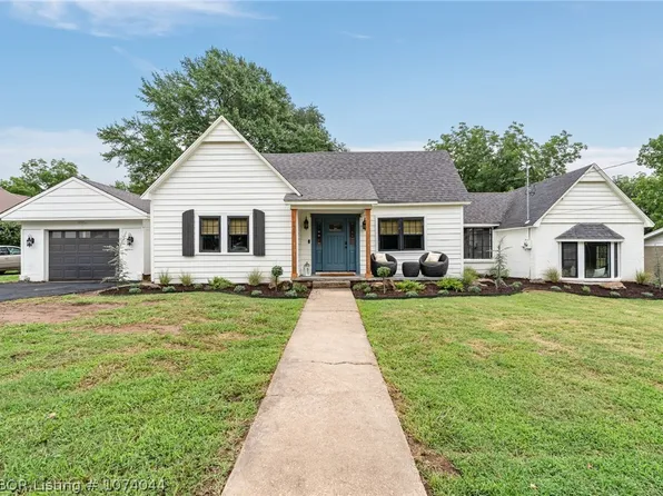 128 N Main St, Greenwood, AR 72936