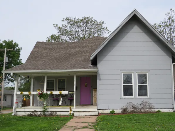 471 S Jefferson Ave, Marshall, MO 65340
