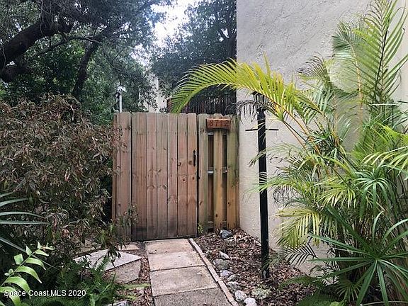 4th image of 8712 Hibiscus Ct #8712