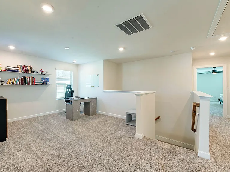 4009 Woodland View Dr — Photo 39