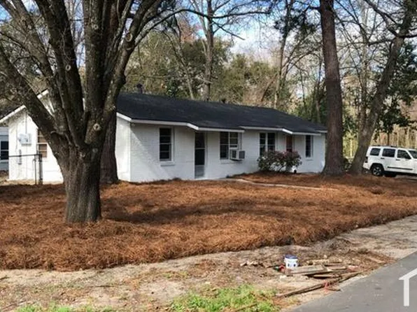 5220 April Ave #B, Charleston, SC 29406