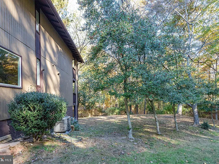 12303 Mulberry Ct — Photo 73