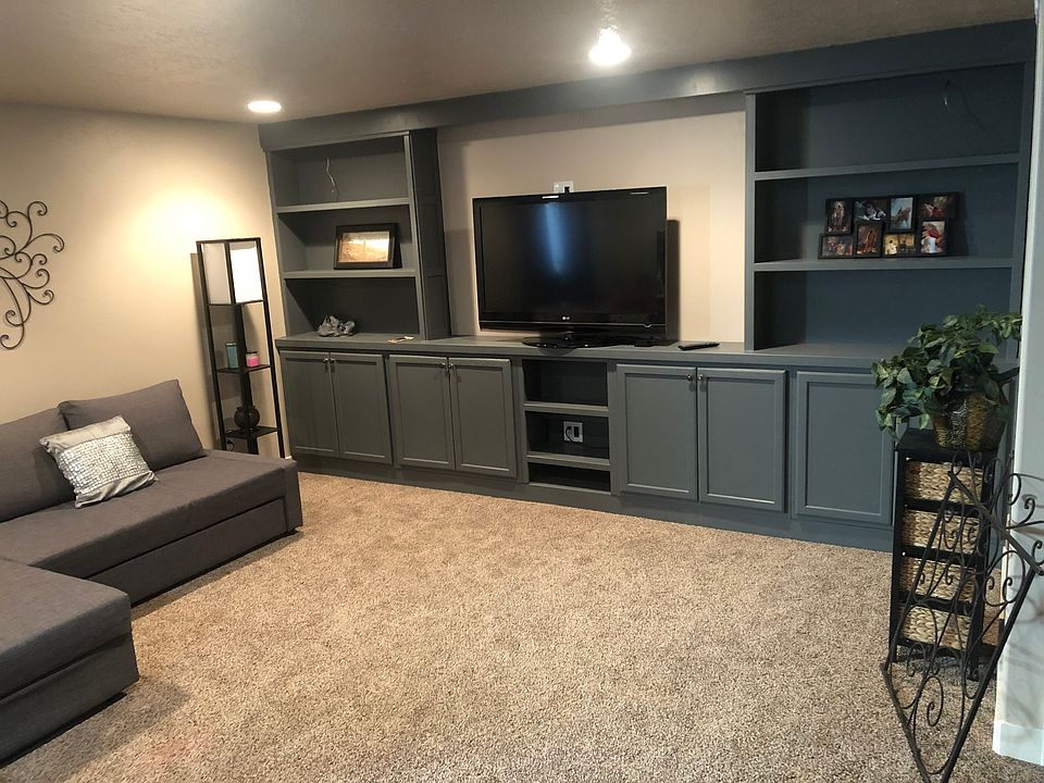 2nd image of 141 E Carbonell Way