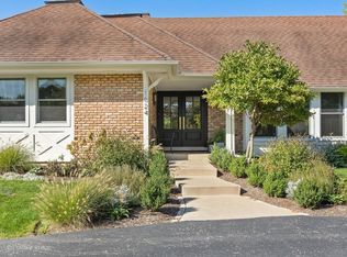 1024 Laurie Ln, Burr Ridge, IL 60527