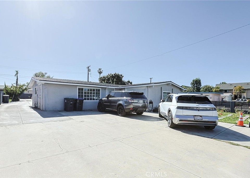 1st image of 11222 Anabel Ave