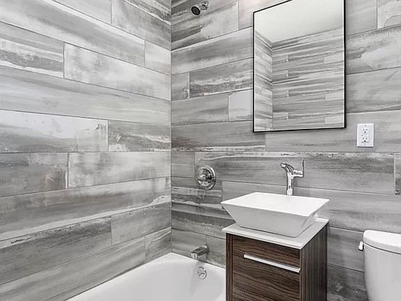 5th image of 1306 8th Ave #1