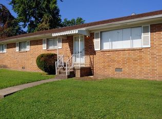 1449 10th Ave, Huntington, WV 25701