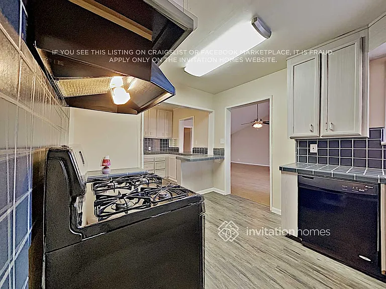 2403 W 129th St — Photo 9