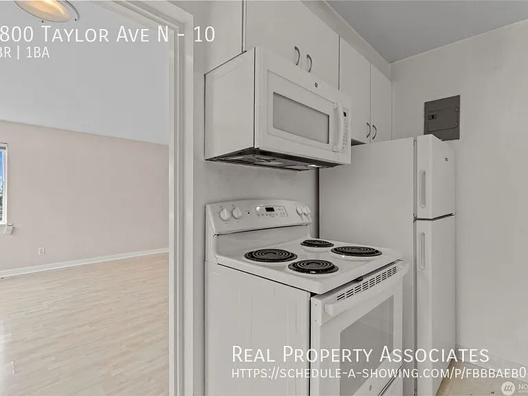 1800 Taylor Ave N #10 — Photo 10
