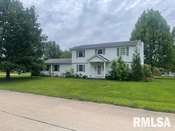 515 Canary Ln, Carterville, IL 62918