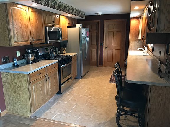 4th image of 627 N Princeville Ave