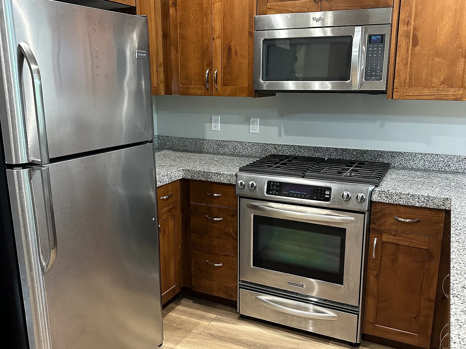 3 bed, 1600 sqft, $3,200 — Photo 4