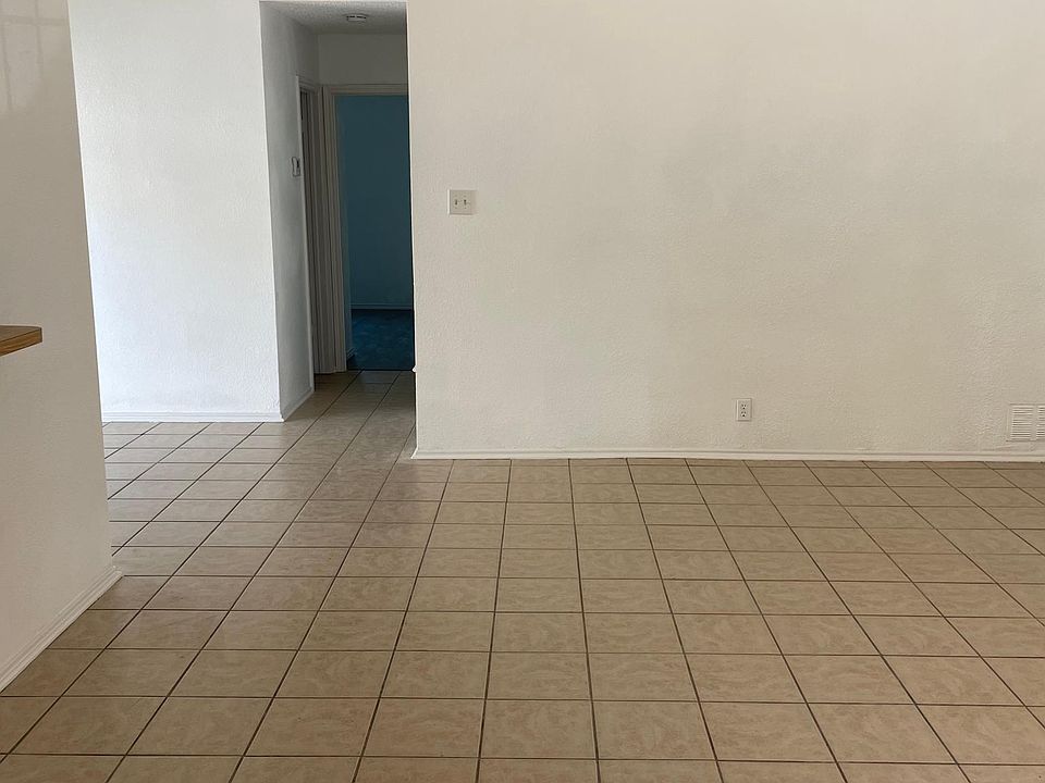 1st image of 14439 Edgemont St #0