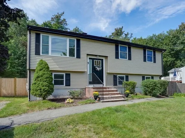 5 William Rd, Billerica, MA 01821