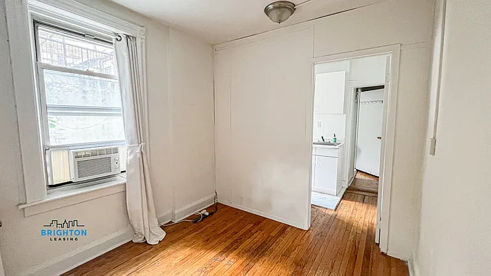 Rented by Brighton Management | media 18