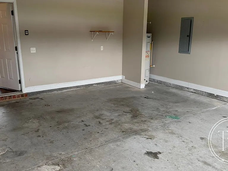 709 English Oak Dr — Photo 28
