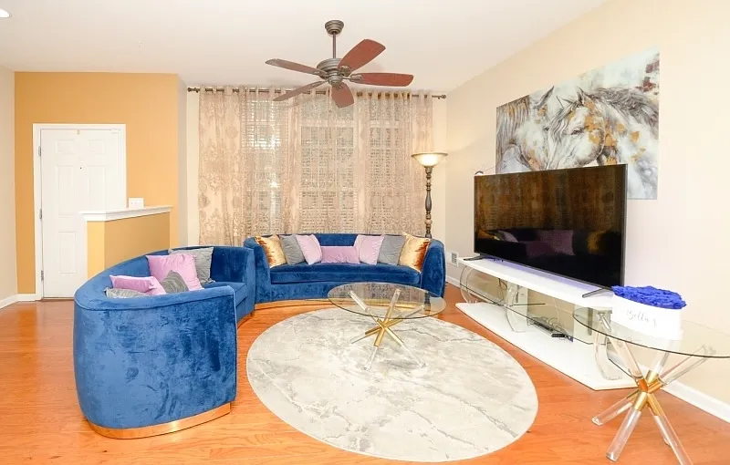 2 bed, 1261 sqft, $3,400 — Photo 3