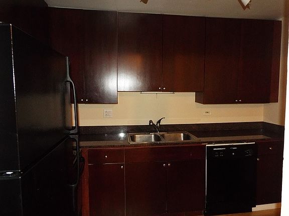 4th image of 514 E Spruce Dr Unit 1-1A