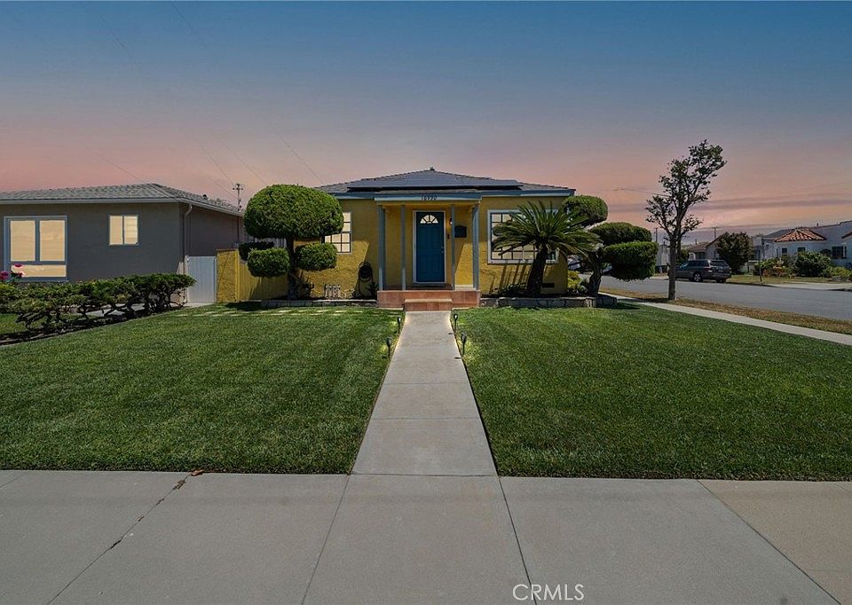 1st image of 16930 La Salle Ave