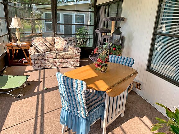 3rd image of 42 Sea Fern Dr #87