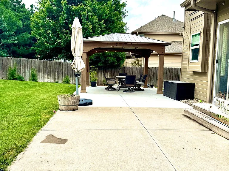 4318 S 198th St — Photo 36