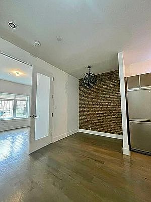 5th image of 1075 Bergen St #1WS