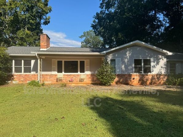 1574 Lynn Rd