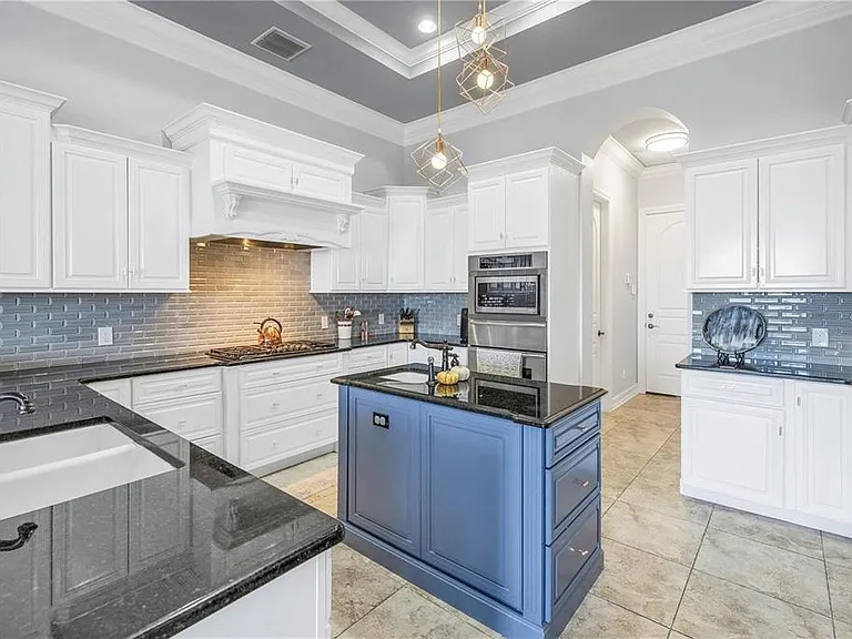 4133 Causeway Vista Dr — Photo 16