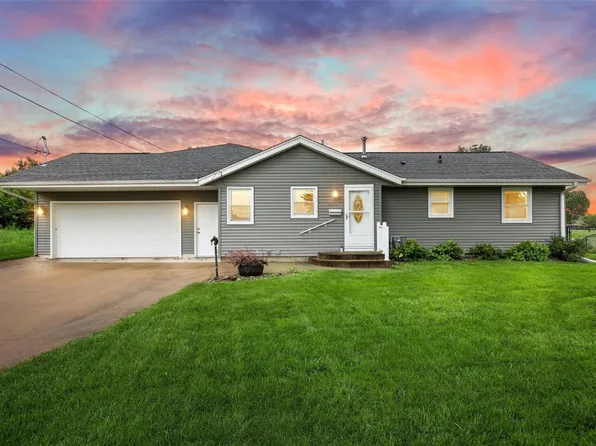 1222 Miami Ct NE, Cedar Rapids, IA 52402
