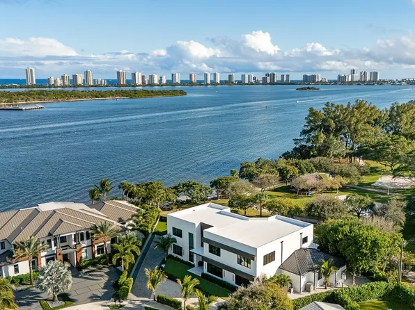 706 Lakeside Circle, North Palm Beach, FL 33408