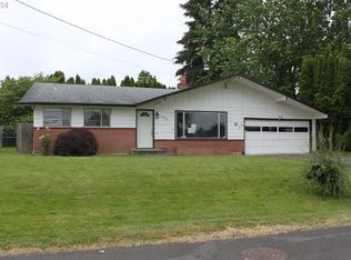 946 NE Sturgess Ave, Hillsboro, OR