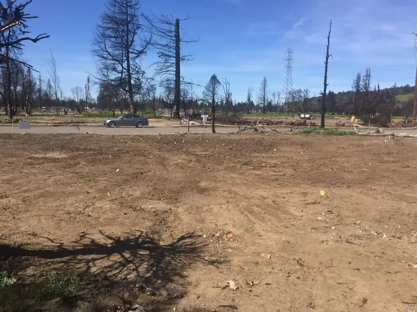 160 Dorchester Ct N, Santa Rosa, CA 95403