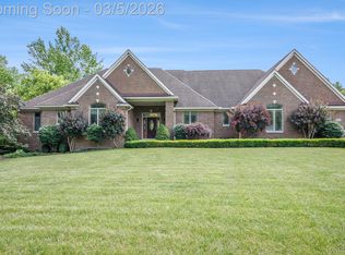 8670 Country Manor Dr, Romeo, MI 48065