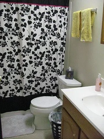 1001 S Brown St — Photo 6
