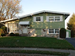 411 Milford Rd, Broomall, PA 19008