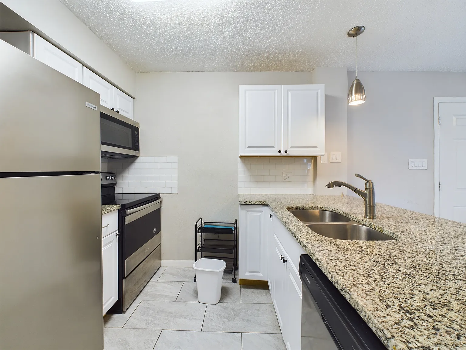 2510 San Gabriel St Apt 205 — Photo 3