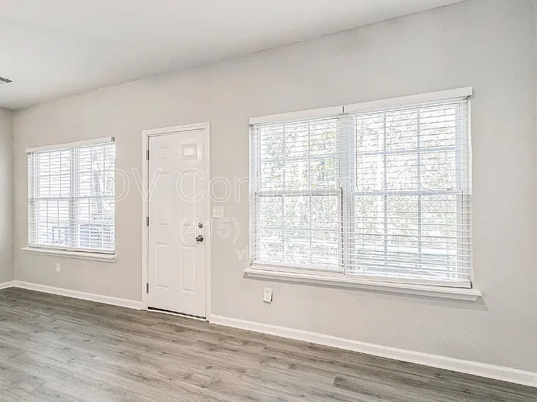 2817 Windsor Forrest Ct — Photo 13