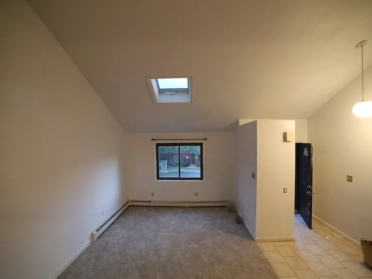32 Hilltop Cir — Photo 13