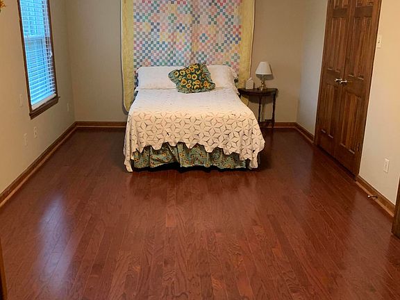 5th image of 6555 Mossy Creek Pl