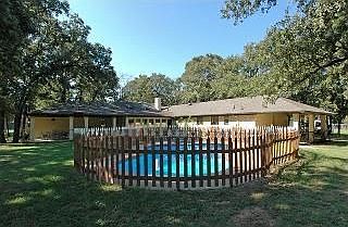 4th image of 620 Briarwood Trl
