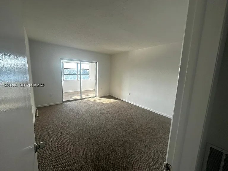 18700 NE 3rd Ct #626 — Photo 8