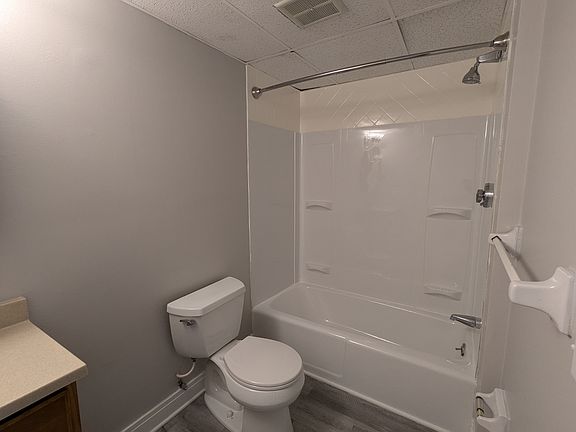 4th image of 1190 Charles St APT 12