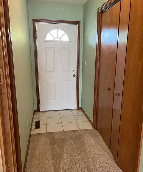 1100 Dani Ln — Photo 4