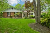 Stepping Stone Cres-1805-001.jpg