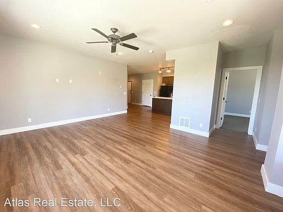 2nd image of 676 W Monument St APT 206