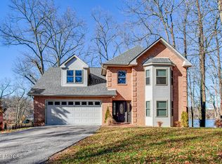 1200 River Oaks Dr, Kingston, TN 37763