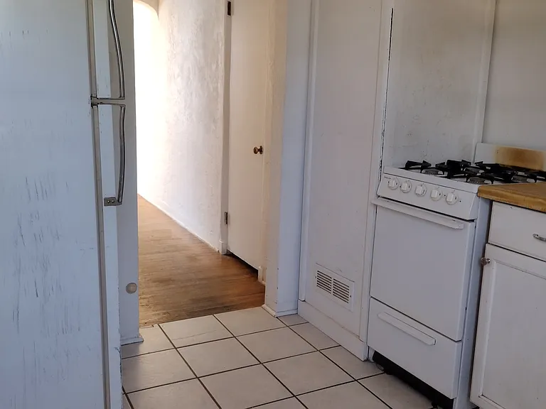 1314 Coal Ave SW #1 — Photo 6
