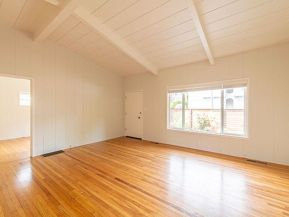 4th image of 179 Elm St APT 2