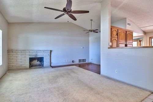 3rd image of 15200 Cobre St